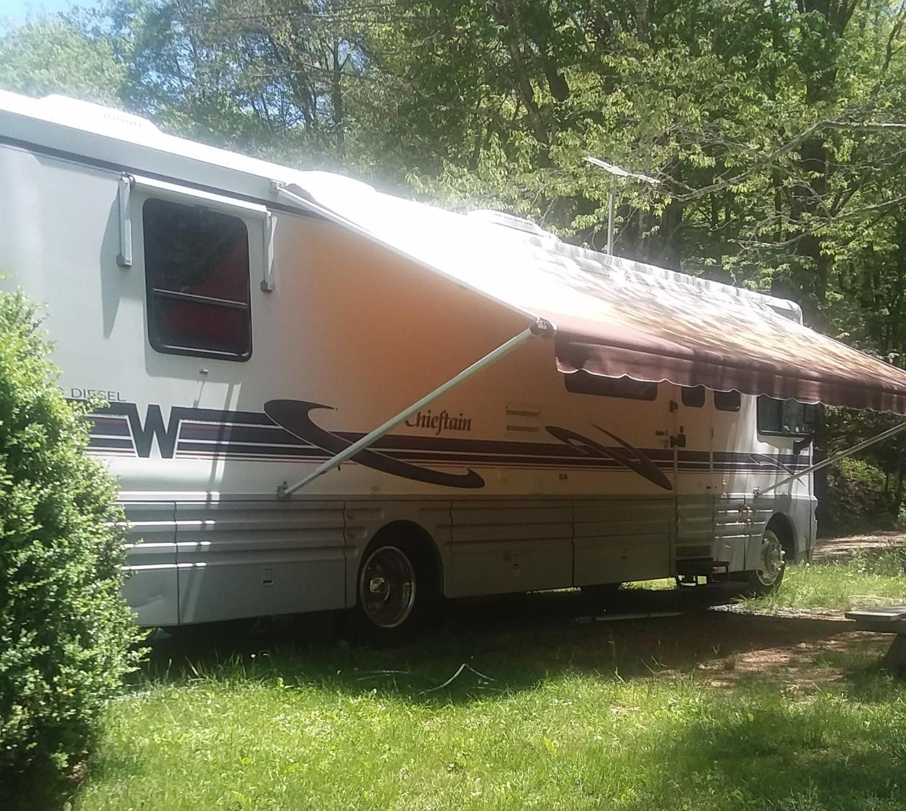 Dark Ridge Hideout Hotel Elk Park Exterior photo